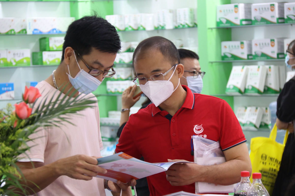 產(chǎn)品有特色、價格好操作,康祥避孕套閃亮國藥會!(圖13) 產(chǎn)品有特色、價格好操作,康祥避孕套閃亮國藥會!(圖13)